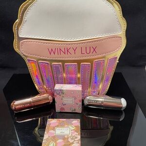 WINKY LUX Lipstick Duo, Highlighter and Eyeshadow with Cupcake Cosmetic Bag